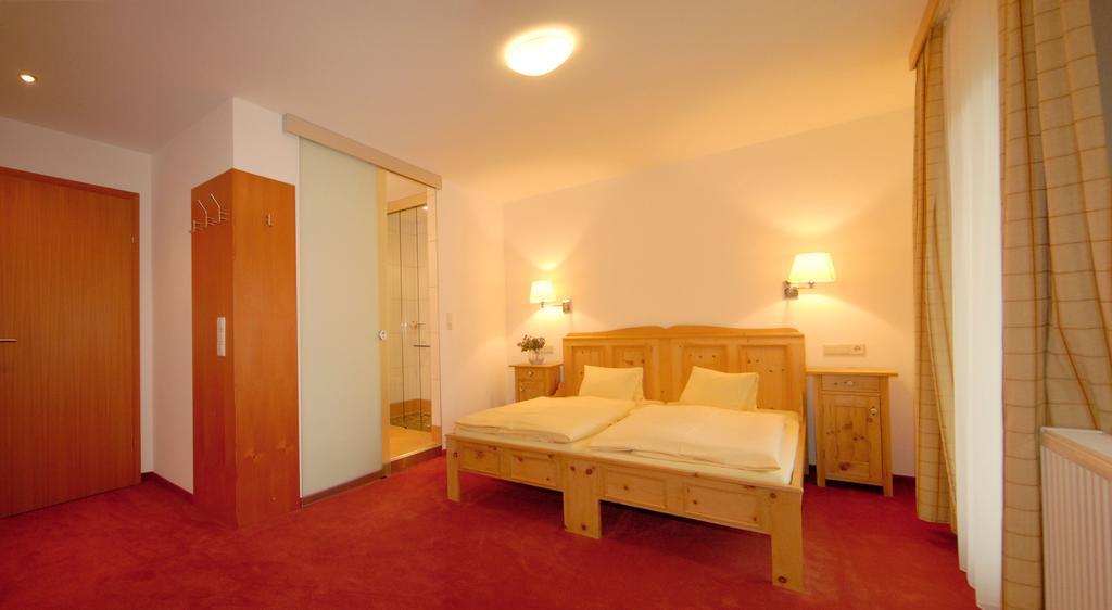 Landhotel Kielhuberhof Ramsau am Dachstein Kamer foto
