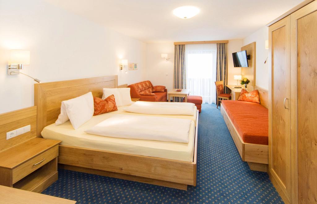 Landhotel Kielhuberhof Ramsau am Dachstein Kamer foto